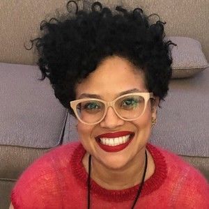 Meet your Posher, Jacqueline